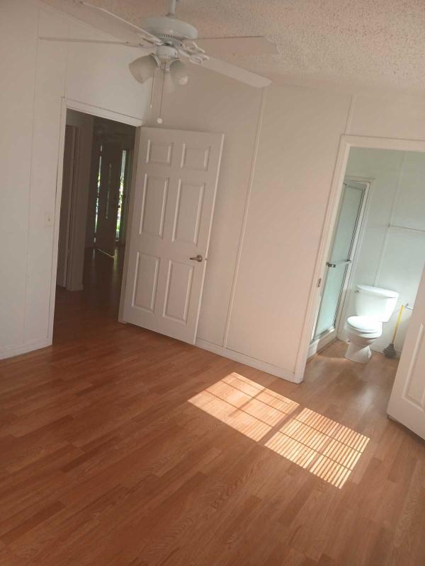 2005 Fleetwood Manufactured Home