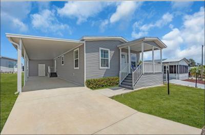 Photo 3 of 15 of home located at 1701 W Commerce Ave Lot 192 Haines City, FL 33844