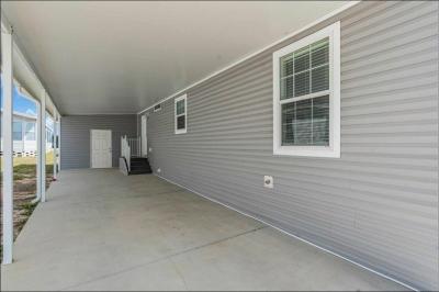 Photo 4 of 15 of home located at 1701 W Commerce Ave Lot 192 Haines City, FL 33844