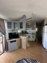1988 Cavco Manufactured Home