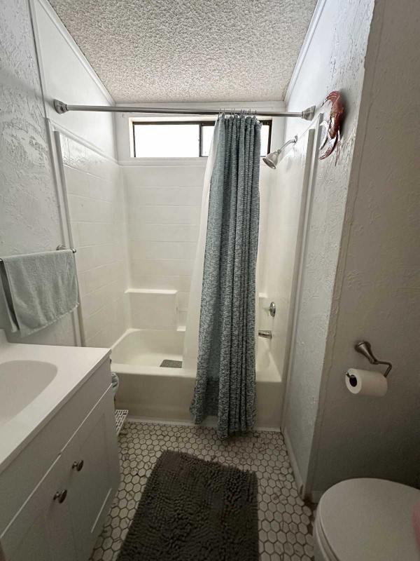 1988 Cavco Manufactured Home