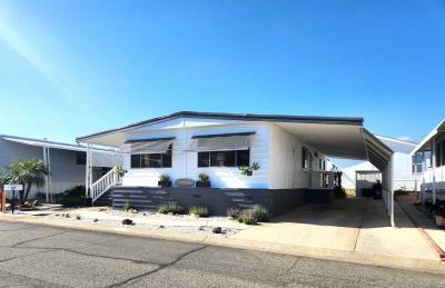 Photo 2 of 30 of home located at 1400 W. 13th St. #117 Upland, CA 91786