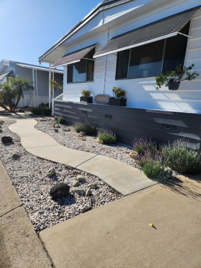 Photo 4 of 30 of home located at 1400 W. 13th St. #117 Upland, CA 91786