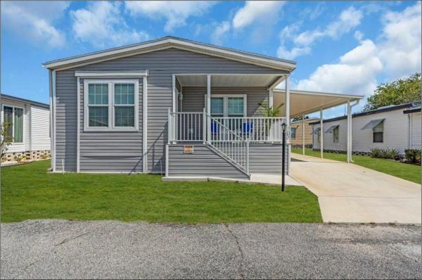 Skyline/ Champion Silver Springs Premium Manufactured Home