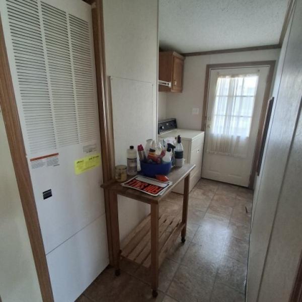 1997 Skyline Manufactured Home