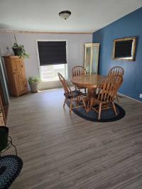 2000 Four Seasons Mobile Home