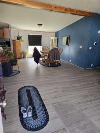 2000 Four Seasons Mobile Home