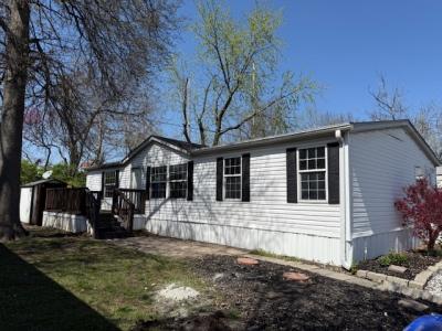 Photo 1 of 14 of home located at 147 El Dorador Dr Saint Peters, MO 63376