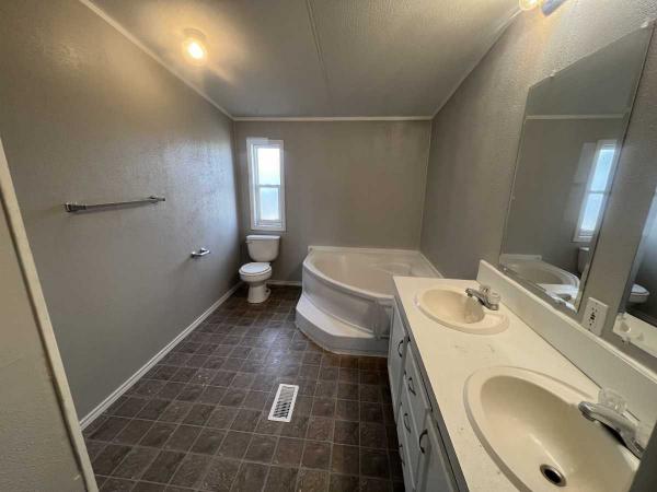 2024 CMH Manufacturing Inc Clayton Manufactured Home