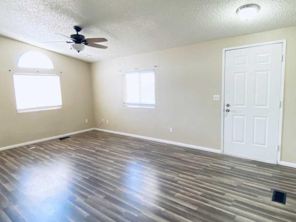 2000 Fleetwood Spring Hill Manufactured Home
