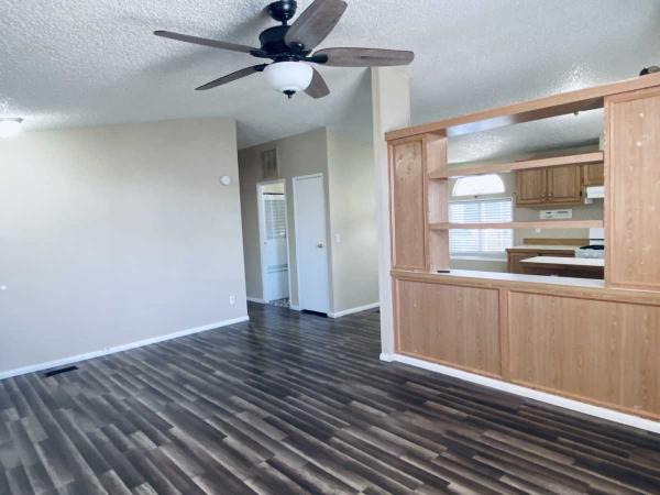 2000 Fleetwood Spring Hill Manufactured Home