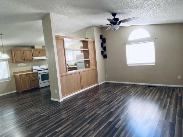 2000 Fleetwood Spring Hill Manufactured Home