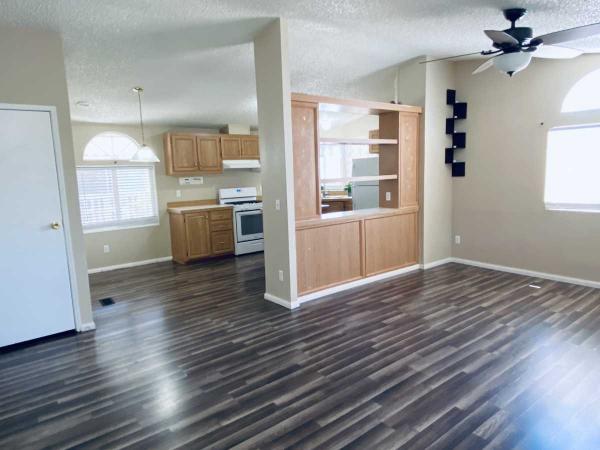 2000 Fleetwood Spring Hill Manufactured Home