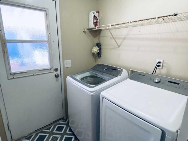 2000 Fleetwood Spring Hill Manufactured Home