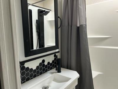 Photo 3 of 14 of home located at 5551 SW 18th Terrace Bushnell, FL 33513