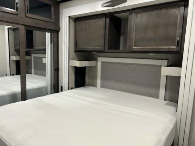 Photo 4 of 14 of home located at 5551 SW 18th Terrace Bushnell, FL 33513