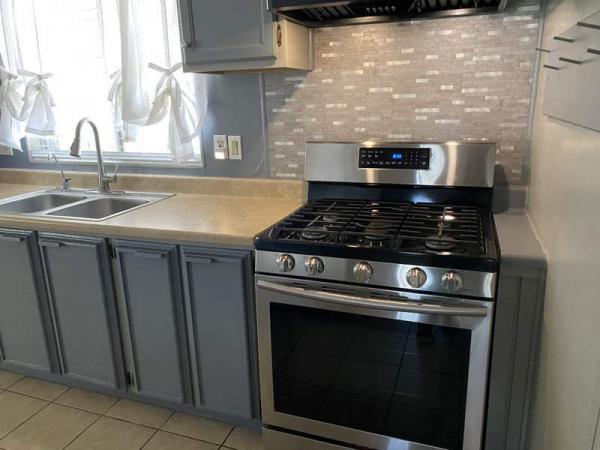 1977 SAHAR Manufactured Home