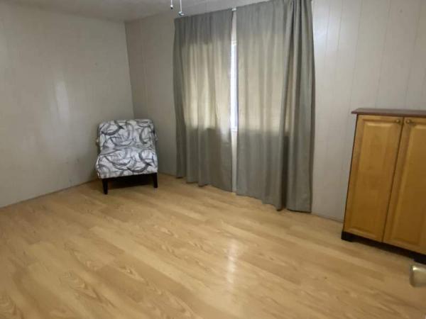1977 SAHAR Manufactured Home