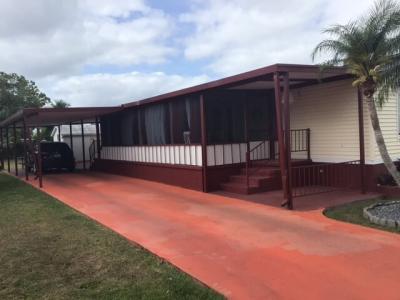 Photo 2 of 8 of home located at 18724 SW 350th St Homestead, FL 33034