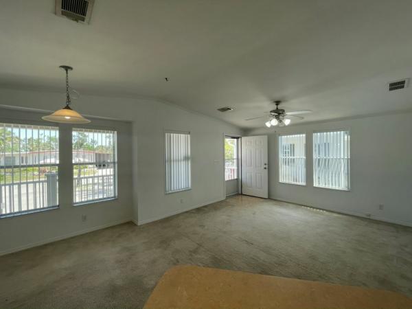 2006 Palm Harbor Sunflower Mobile Home