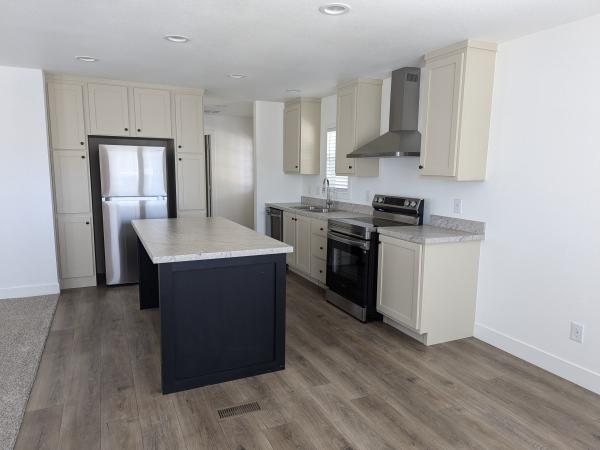 2025 Clayton 51TIP24523A Mobile Home