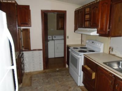 Photo 2 of 5 of home located at 3135 Vistabrook Ave Kentwood, MI 49512