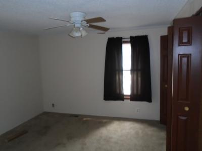 Photo 4 of 5 of home located at 3135 Vistabrook Ave Kentwood, MI 49512