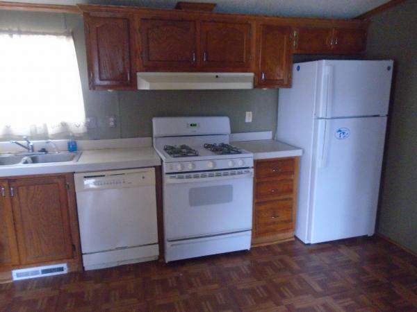 1995 Four Seasons Mobile Home