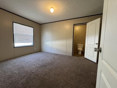 Photo 4 of 10 of home located at 19 Brookside Manor Goshen, IN 46526