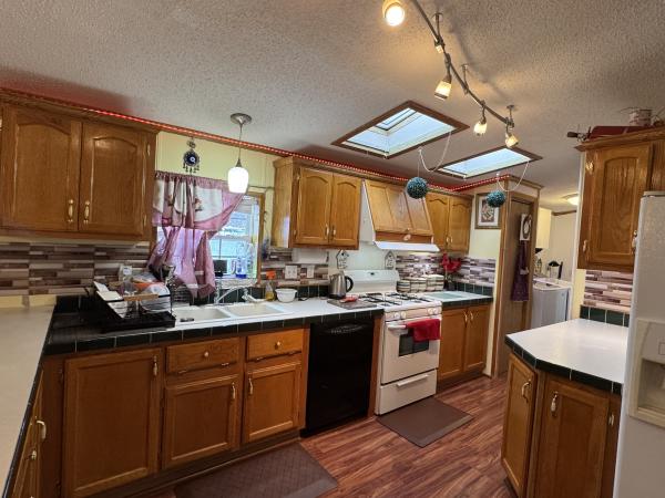 1998 Century n/a Mobile Home