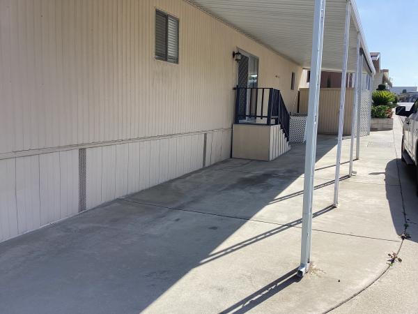 1971 LAKEWOOD HOMES - Mobile Home