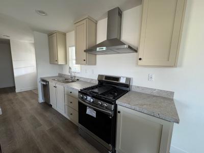 Photo 4 of 13 of home located at 27150 Shadel Rd #24 Menifee, CA 92586