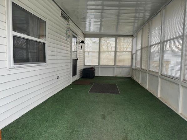 1986 Holly Park Mobile Home