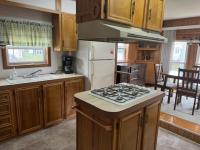 1986 Holly Park Mobile Home