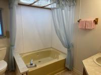 1986 Holly Park Mobile Home