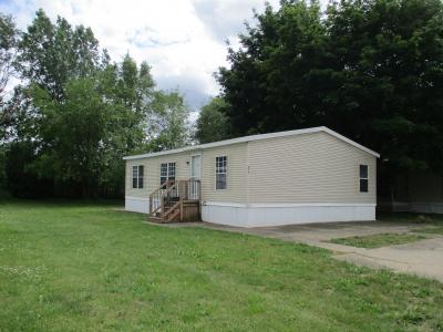 Photo 2 of 7 of home located at 216 S. Grandbrook Circle Grand Rapids, MI 49548