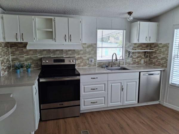 1987 Mobile Home