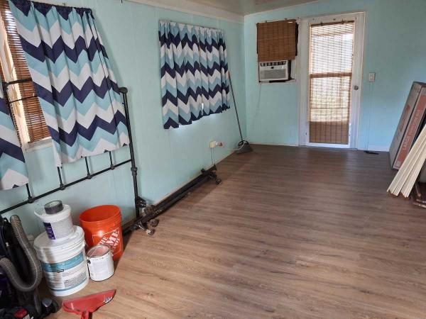 1987 Mobile Home