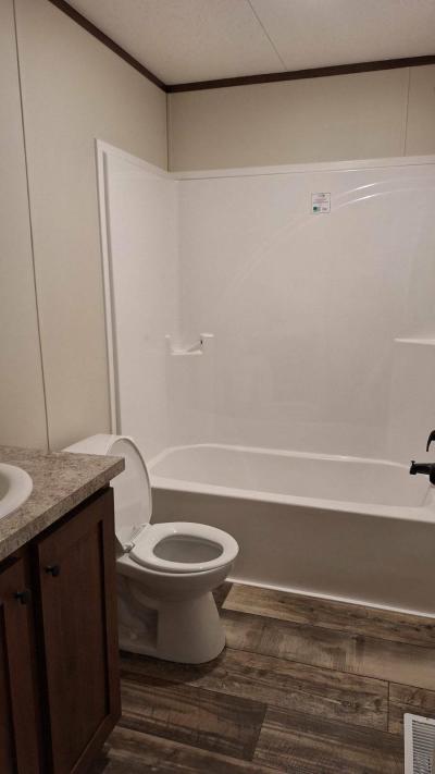 Photo 5 of 15 of home located at 82 Lepere Ct. Dupo, IL 62239