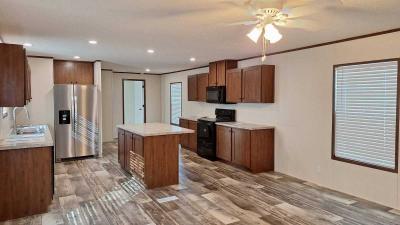 Photo 2 of 15 of home located at 27 Lepere Ct. Dupo, IL 62239