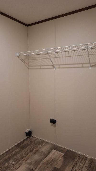 Photo 5 of 15 of home located at 27 Lepere Ct. Dupo, IL 62239