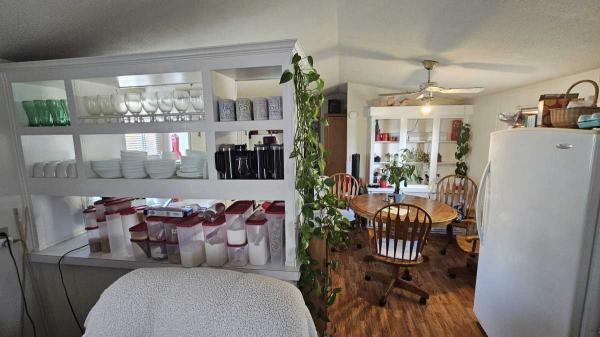 1990 Schult Manufactured Home