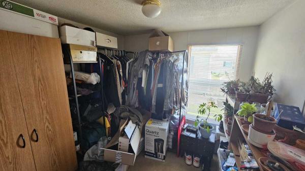 1990 Schult Manufactured Home