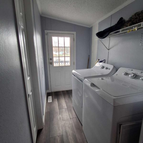 1997 Skyline Manufactured Home