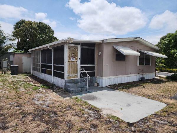 1980 GLEN Manufactured Home