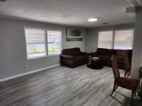 1980 GLEN Manufactured Home