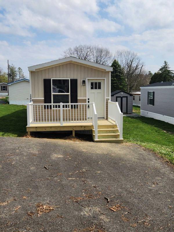 Photo 1 of 2 of home located at 475 Stoystown Road Lot 124 Ll Somerset, PA 15501