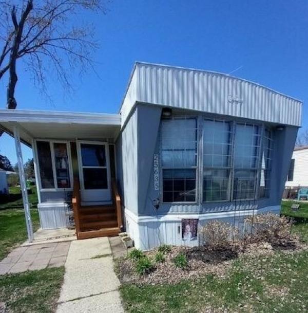 1980 Victorian Manufactured Home