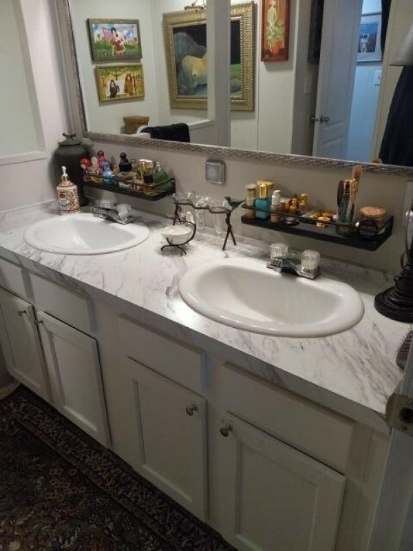 1980 Victorian Manufactured Home