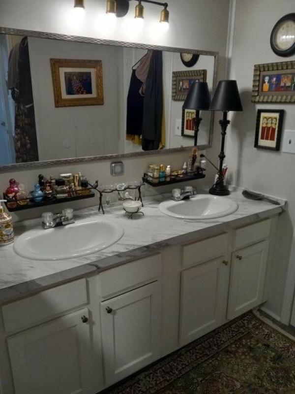 1980 Victorian Manufactured Home